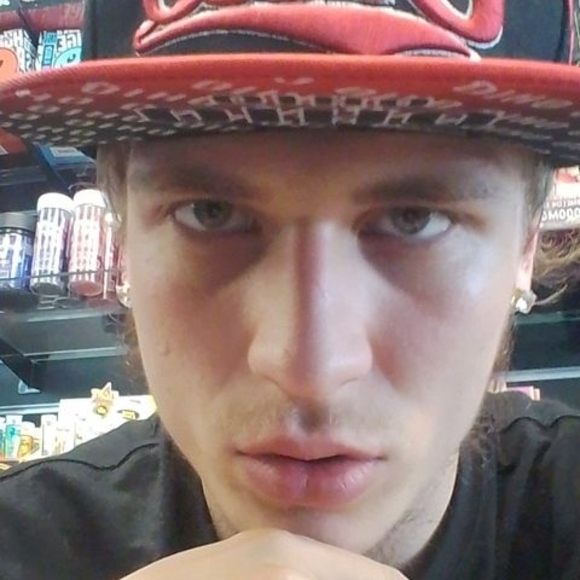 Meet your Posher, Troy - Picture 1 of 1